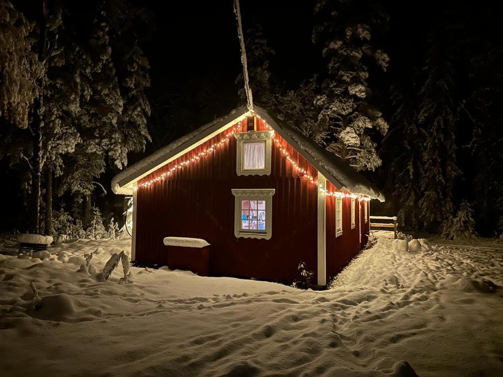 Davids Stuga Klassbol Exterior photo